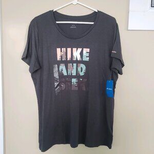 NWT  women's Columbia Hike and Seek t-shirt Size XL